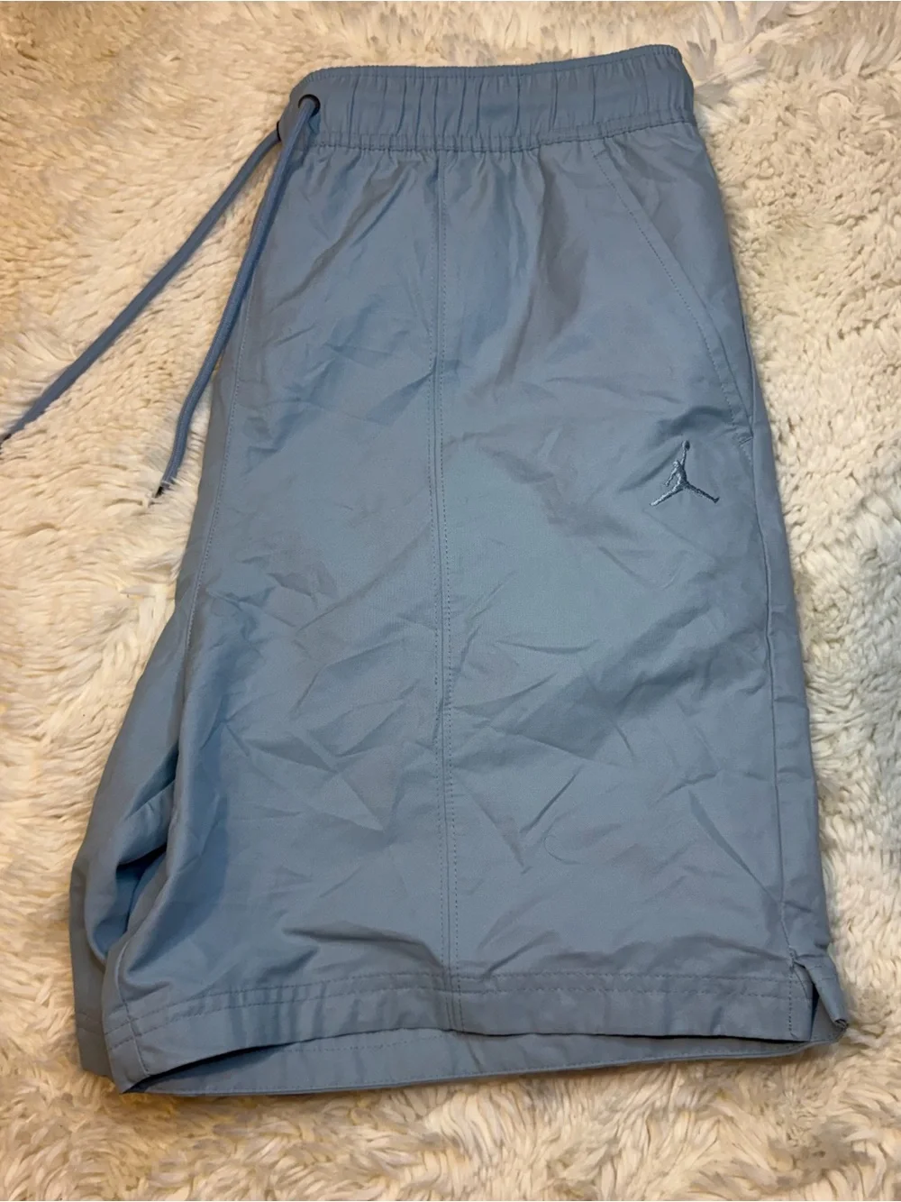 Jordan men’s Sky Blue casual/Athletic Shorts size large no liner 6-1/2” inseam